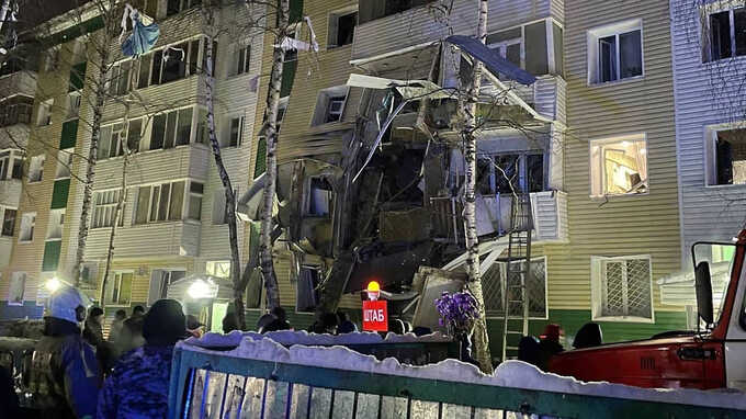 Десять человек пострадали от взрыва газа в пятиэтажке в Нижневартовске