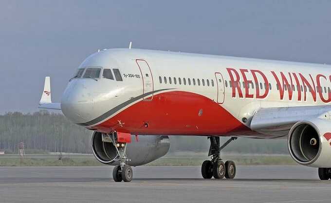   Red Wings      Boeing 777
